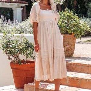 VICI PUFF SLEEVE MIDI DRESS Size M